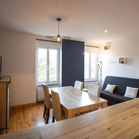 Apartamento Cosy Avec Vue Sur Le Marché Saint-Marcellin (Isere)
