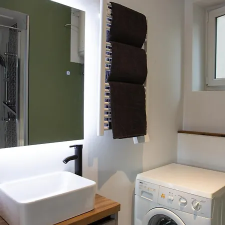 Cosy Avec Vue Sur Le Marche