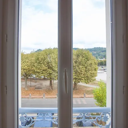 Apartment Cosy Avec Vue Sur Le Marche *