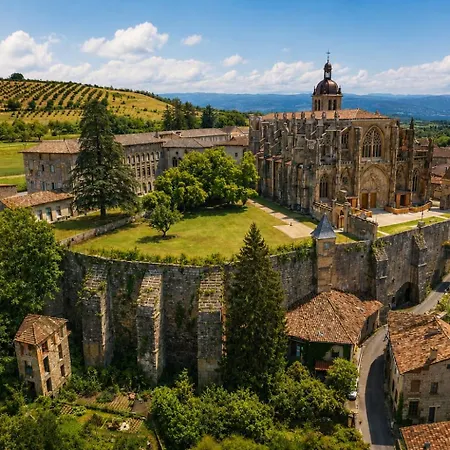 Apartment Cosy Avec Vue Sur Le Marche